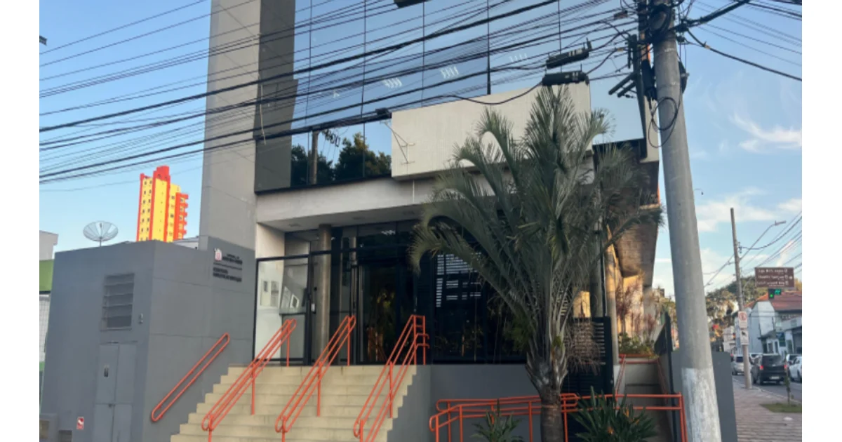Fachada de prédio em imagem institucional divulgada pela Prefeitura de Mogi das Cruzes para o comunicado da E-Aprendi.