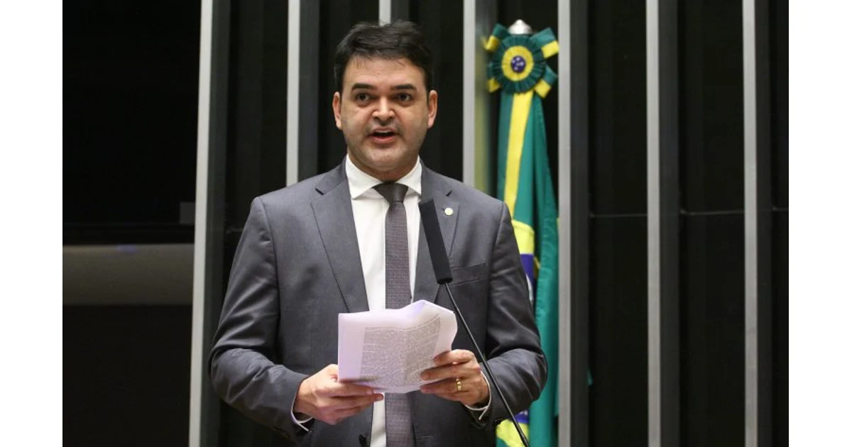 Rubens Pereira Júnior é o autor da proposta